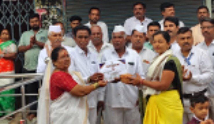 ठेंगोडा ग्रामपंचायतीत ‘अहिल्यादेवी होळकर महिला सन्मान पुरस्कार’ वितरण सोहळा संपन्न