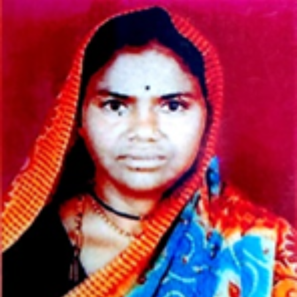 श्रीमती. लताबाई वसंत पवार